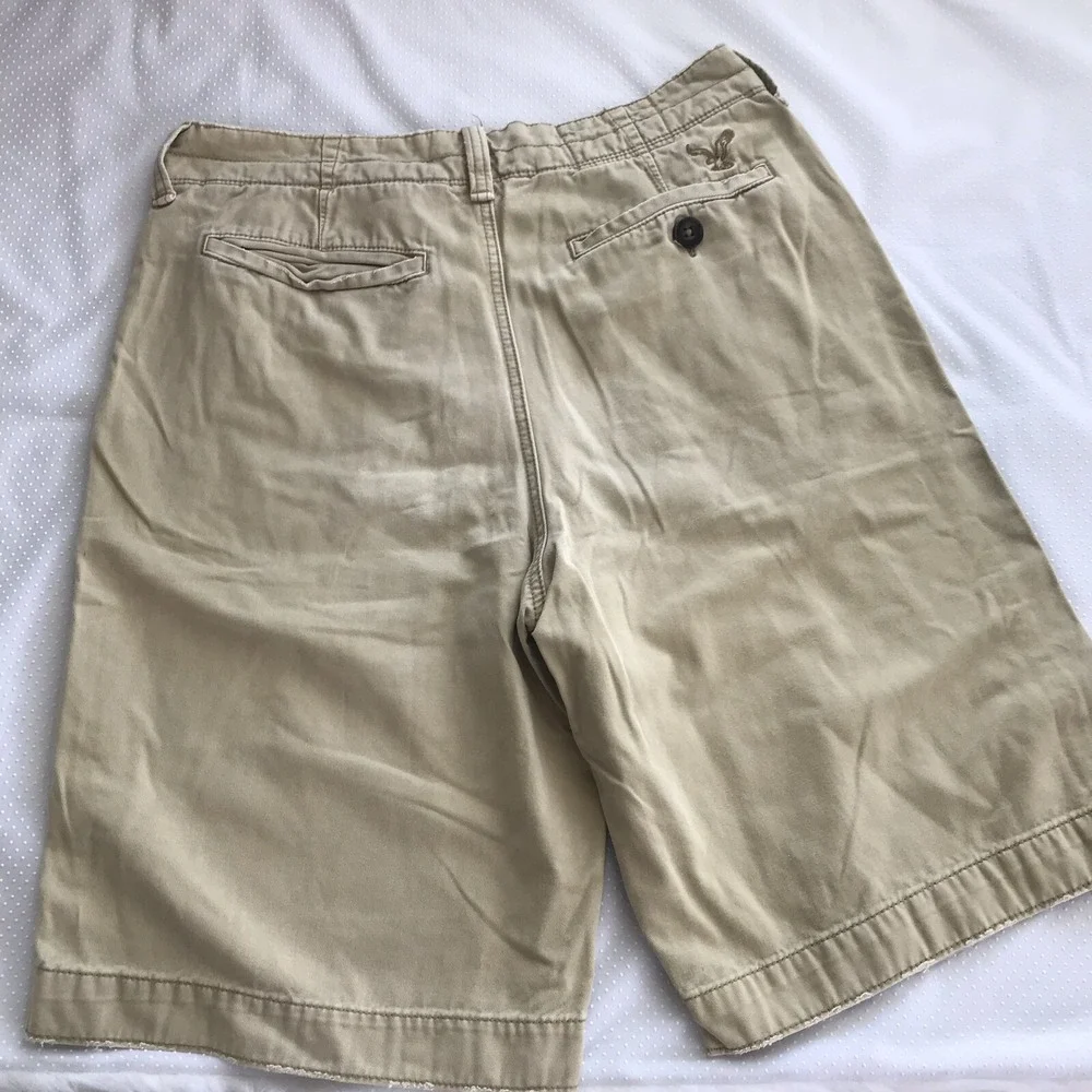 American Eagle Mens Shorts‎ Sz 30 Khaki 100% Cotton Longer Length Chinos